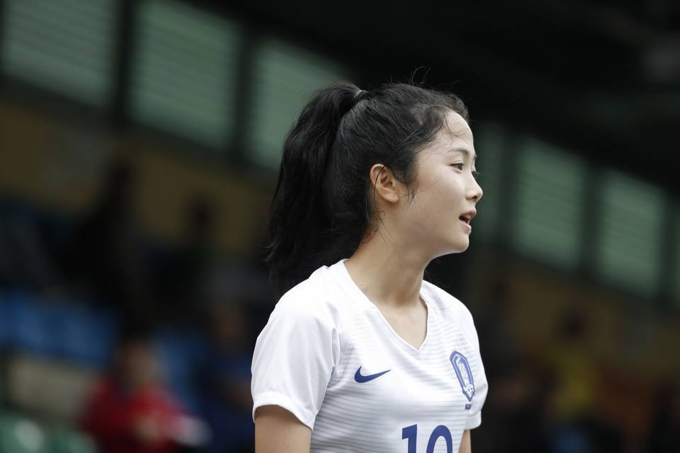 香煮伊在人线国产精品入口 直播